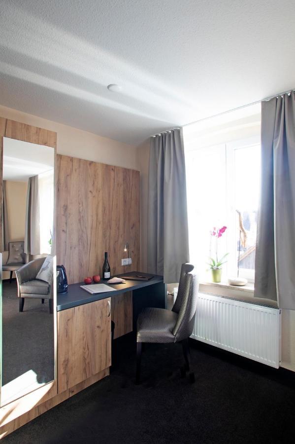 Hotel & Gutsgasthaus Koeberle لينداو المظهر الخارجي الصورة