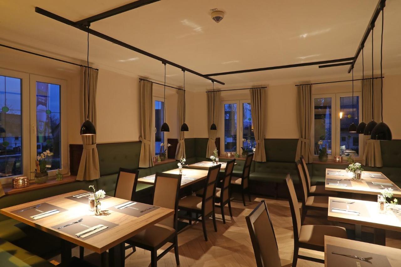Hotel & Gutsgasthaus Koeberle لينداو المظهر الخارجي الصورة
