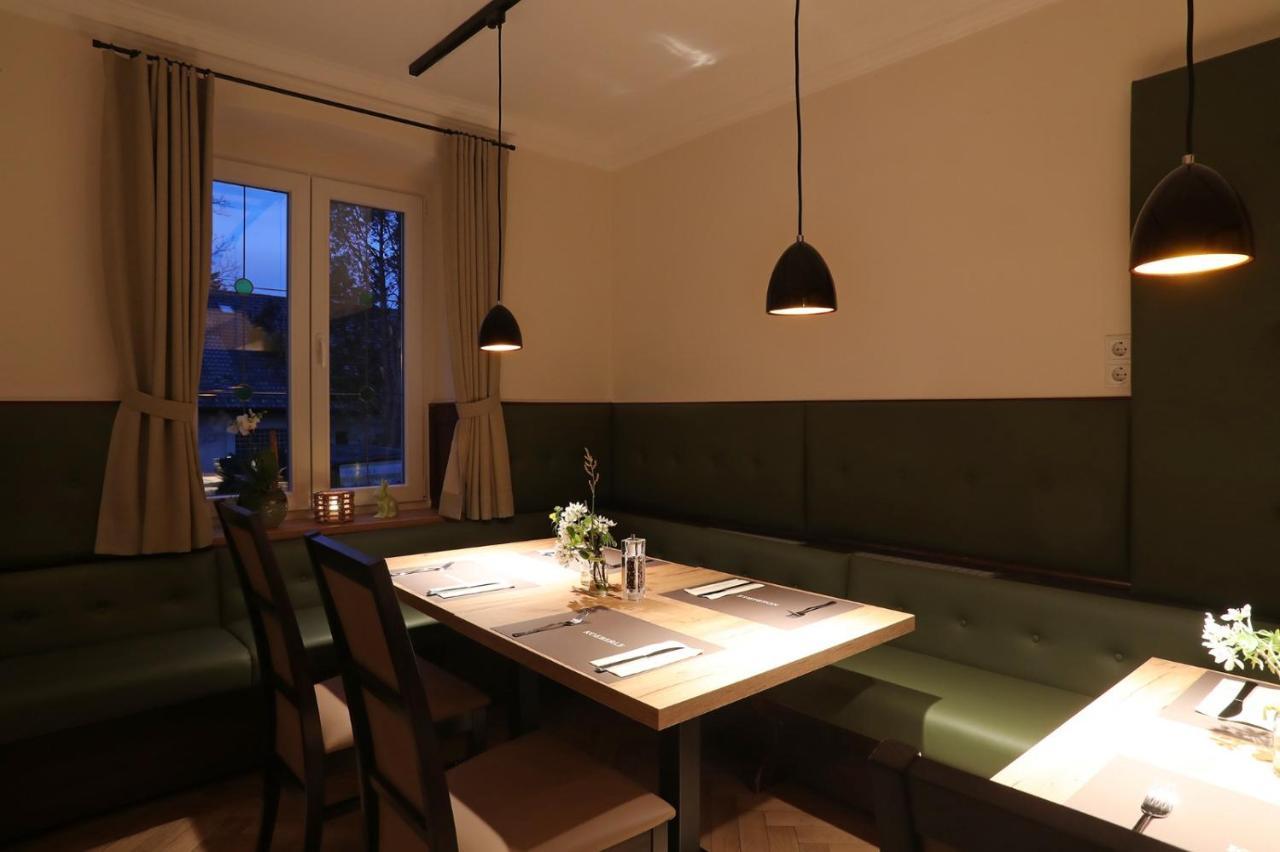 Hotel & Gutsgasthaus Koeberle لينداو المظهر الخارجي الصورة