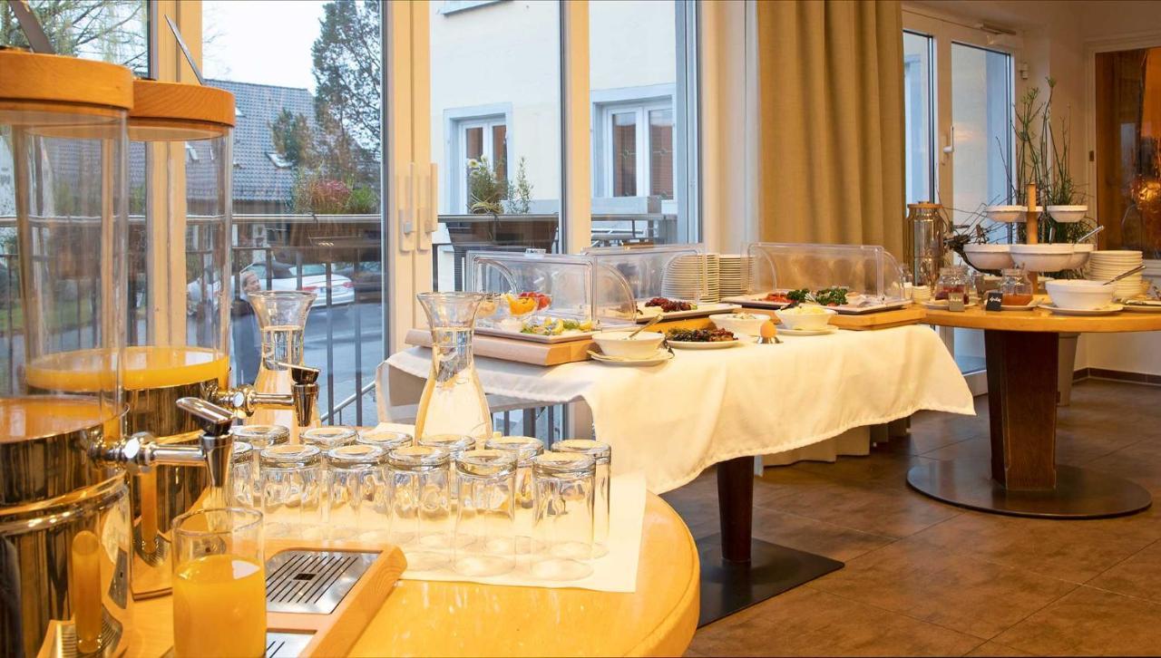 Hotel & Gutsgasthaus Koeberle لينداو المظهر الخارجي الصورة