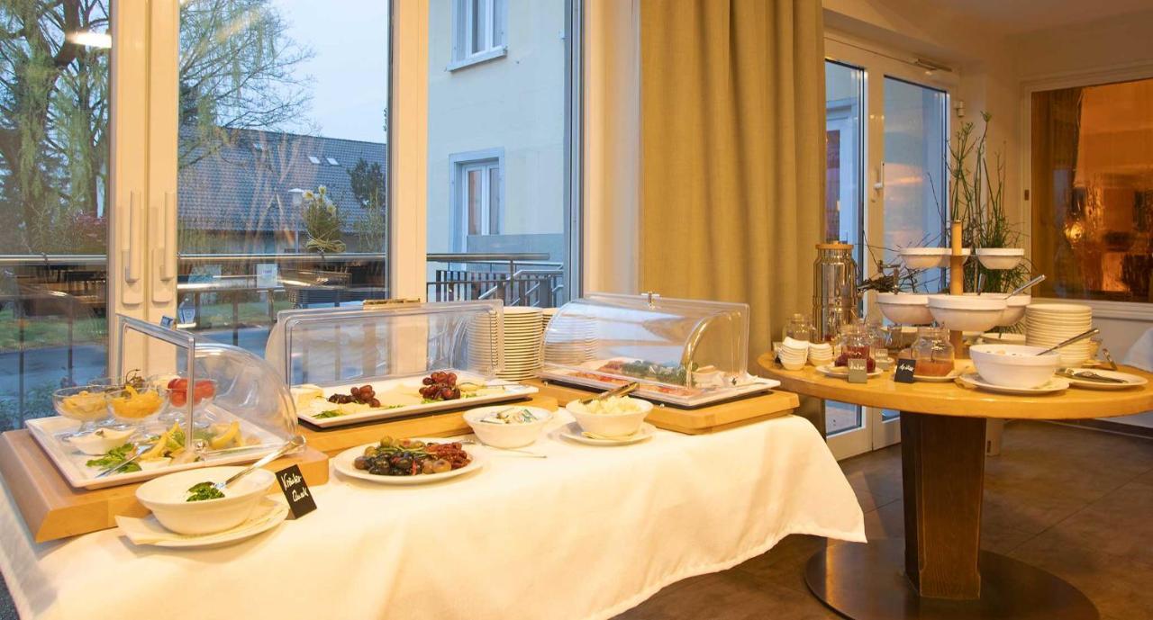 Hotel & Gutsgasthaus Koeberle لينداو المظهر الخارجي الصورة