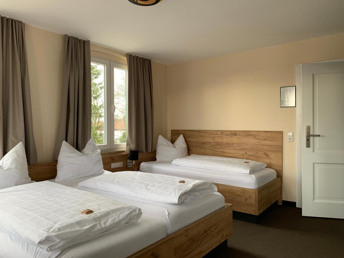 Hotel & Gutsgasthaus Koeberle لينداو المظهر الخارجي الصورة